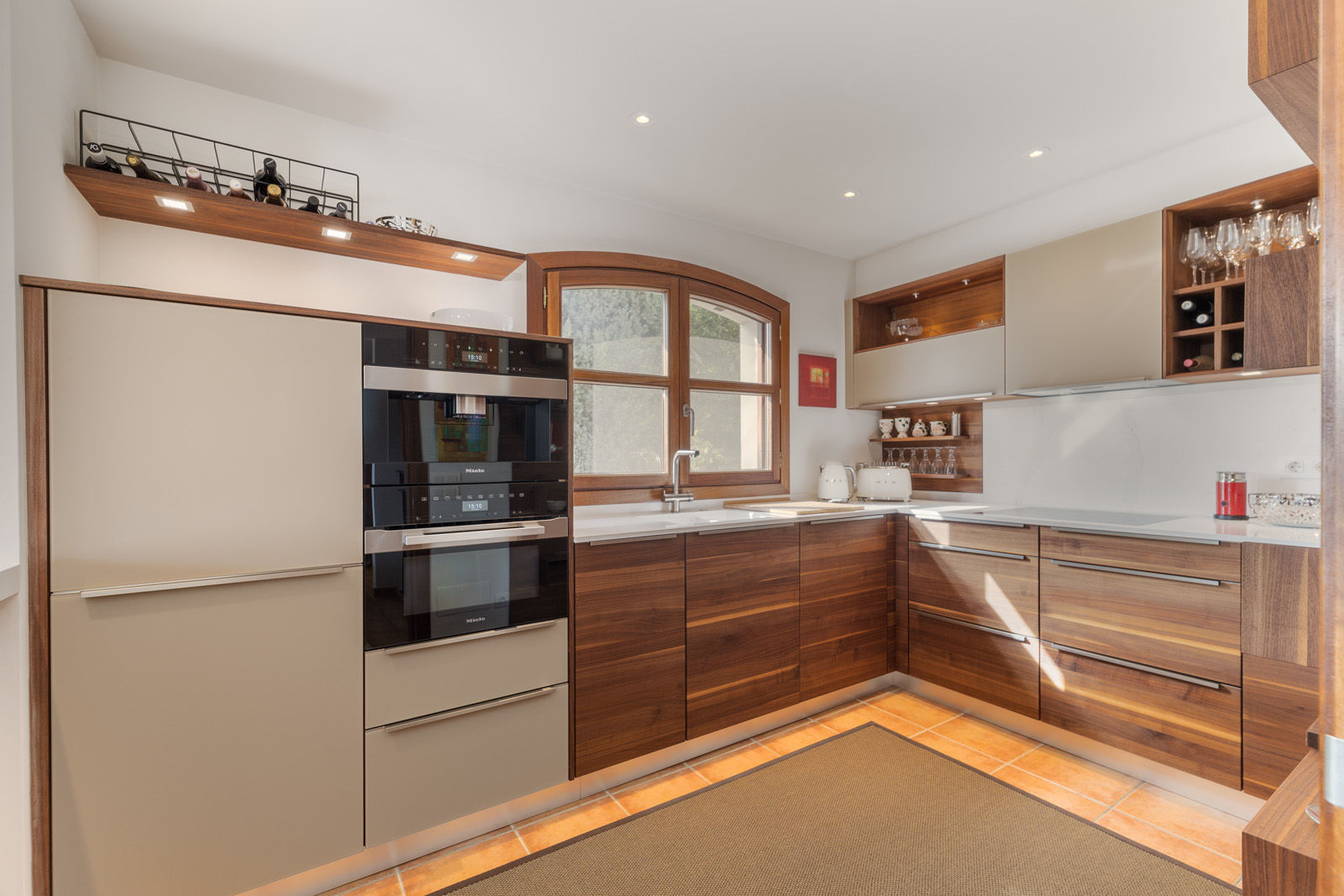 High quality fitted kitchen
